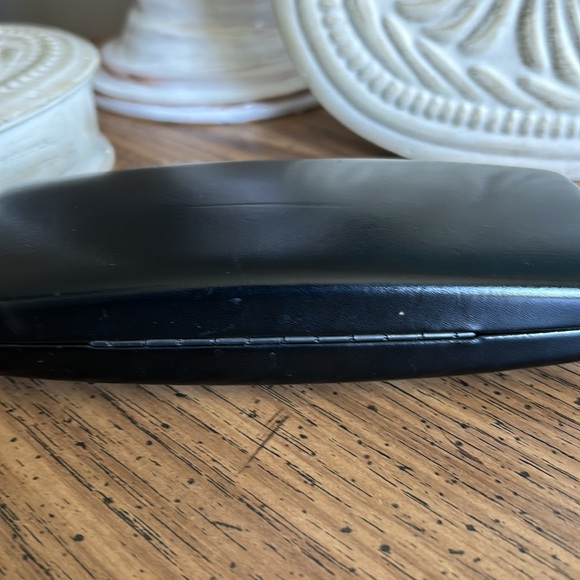 Ralph Lauren Hard Eyeglass Case - Picture 3 of 8